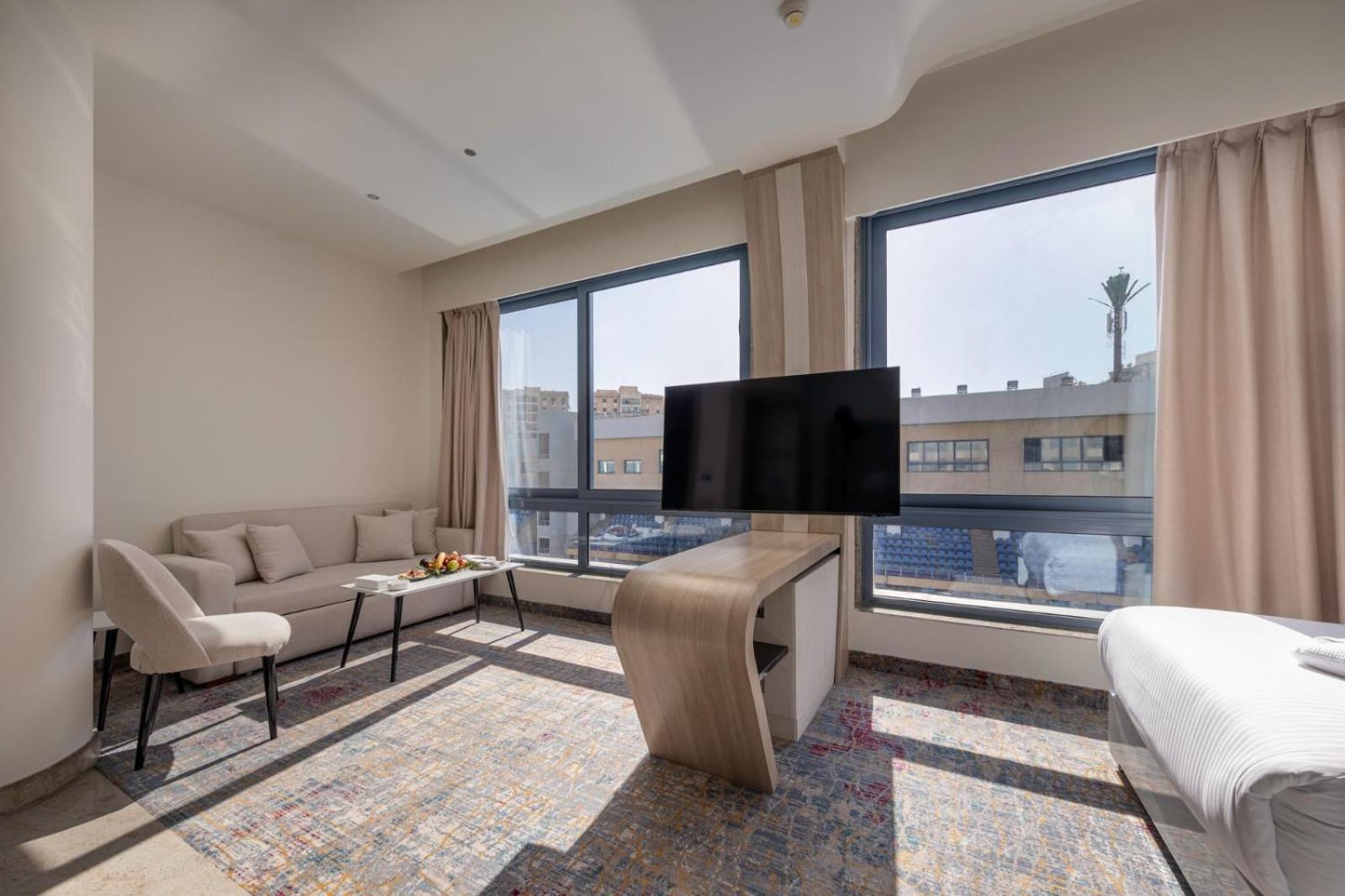 Mirage Hotel & Conference Center Alexandria Luaran gambar Suite