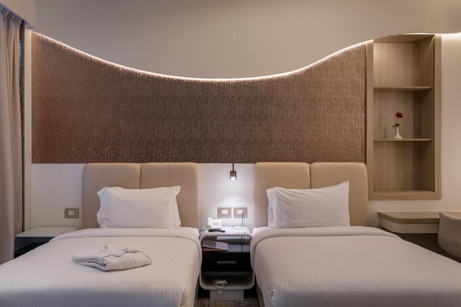 Mirage Hotel & Conference Center Alexandria Luaran gambar Deluxe Room