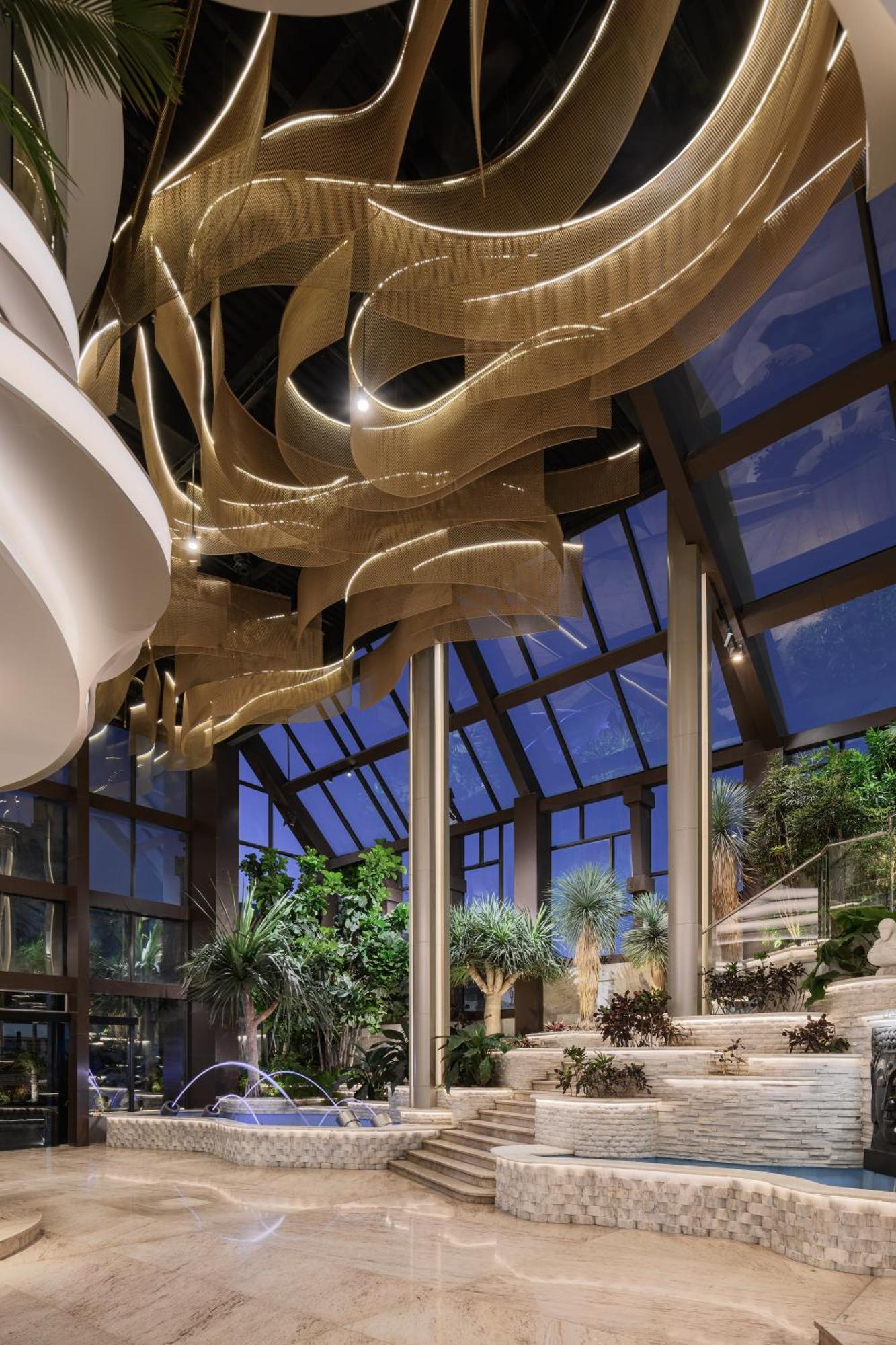 Mirage Hotel & Conference Center Alexandria Luaran gambar The interior of the hotel