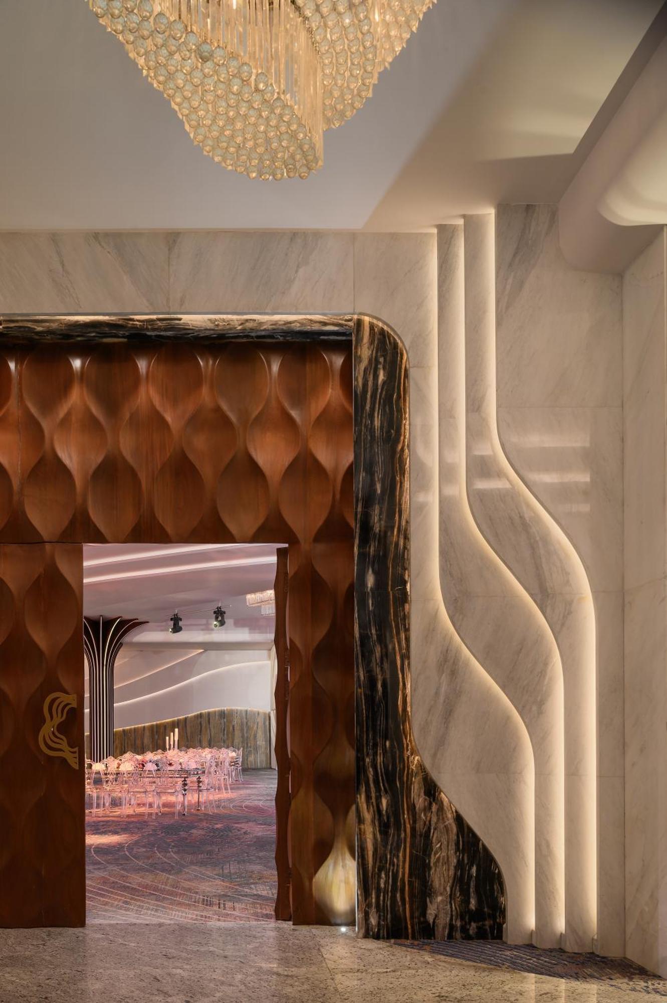 Mirage Hotel & Conference Center Alexandria Luaran gambar The interior of the hotel
