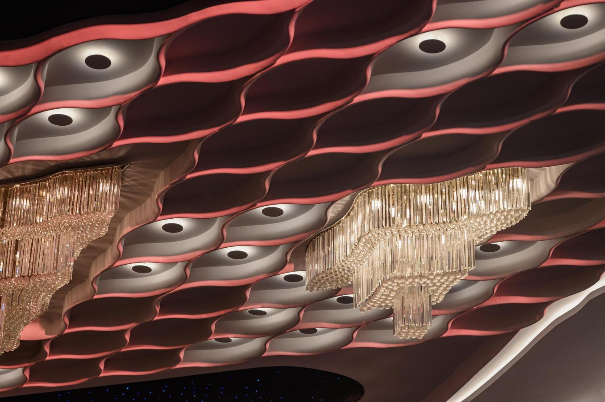 Mirage Hotel & Conference Center Alexandria Luaran gambar The ceiling of the main hall